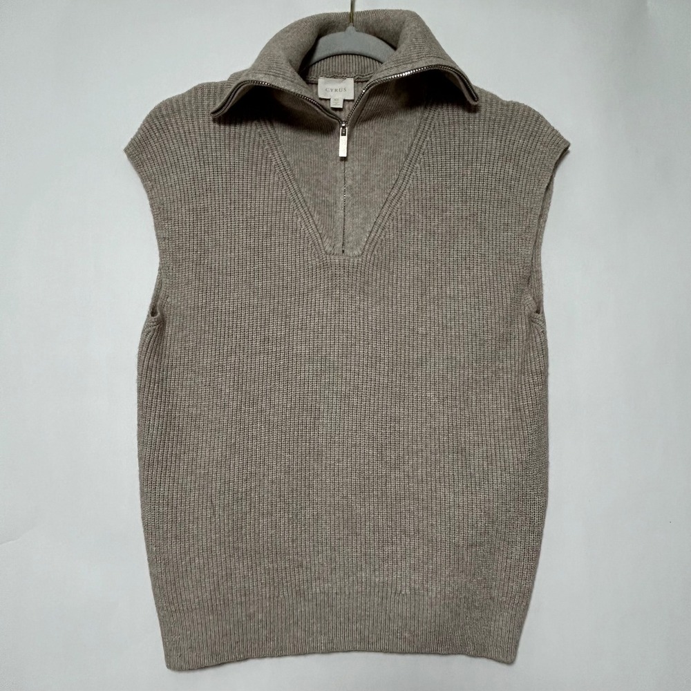 Cyrus Sweater Vest Womens XS Beige Ribbed Quarter Zip Turtleneck Minimalist Chic